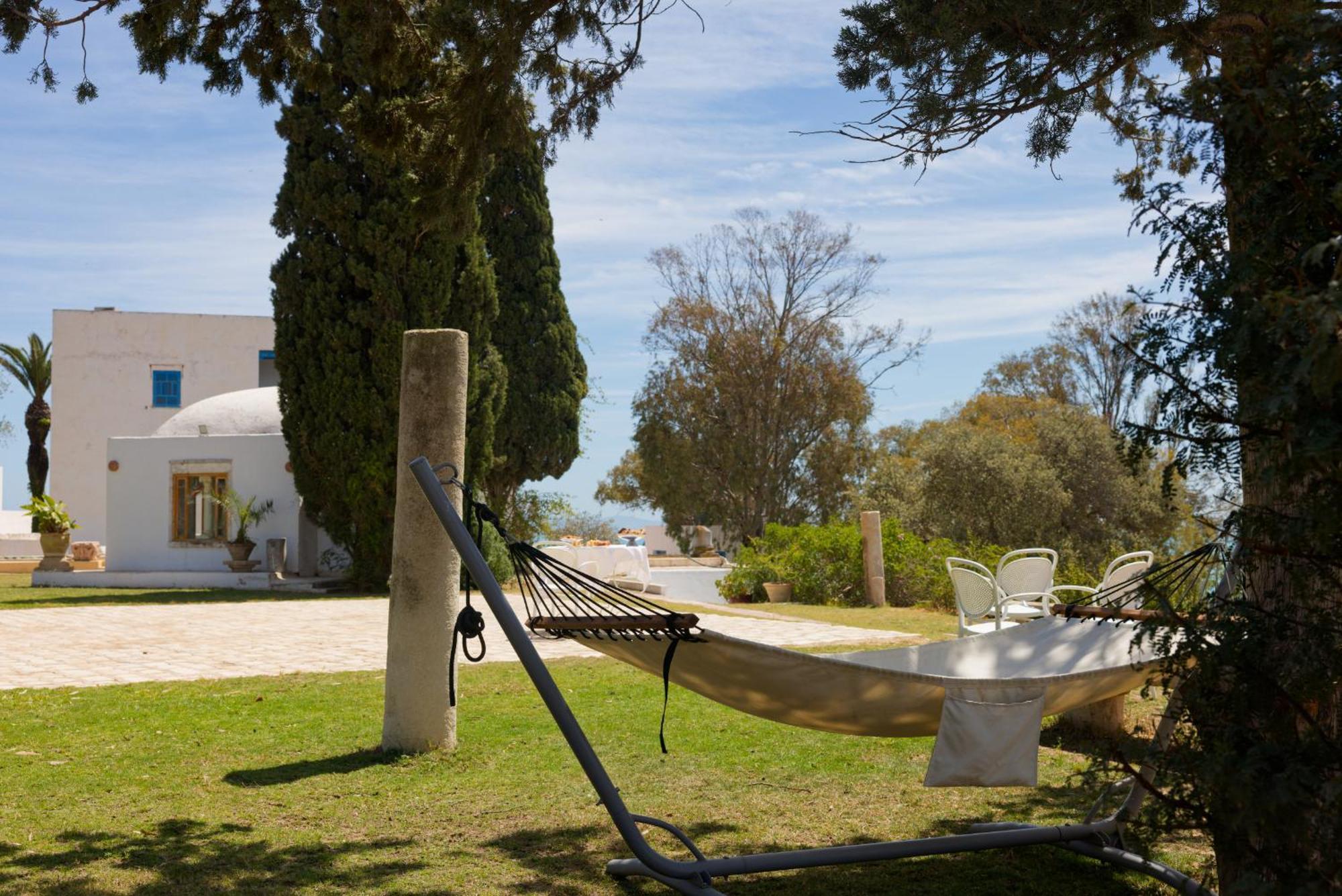 Lella Zohra, Studio Avec Piscine A Sidi Bou Said Bed & Breakfast Exterior photo